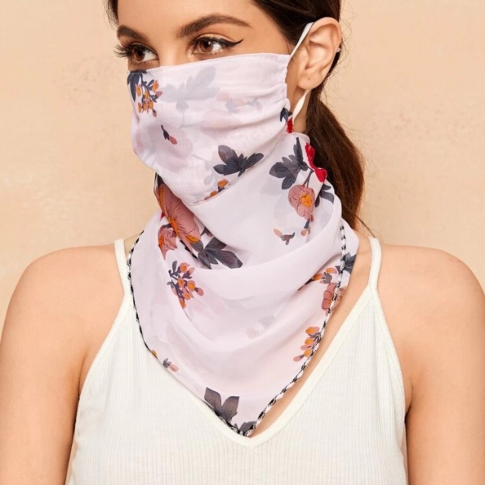 Beautiful Floral Facemask & Scarf Adjustable Ear Strips 4 A Comfortable Fit